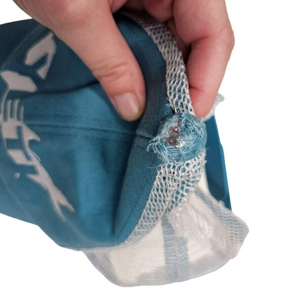 YETI Mesh Trucker Hat Adjustable Snapback Teal Blue & White Distressed One‎ Size - Picture 2 of 8